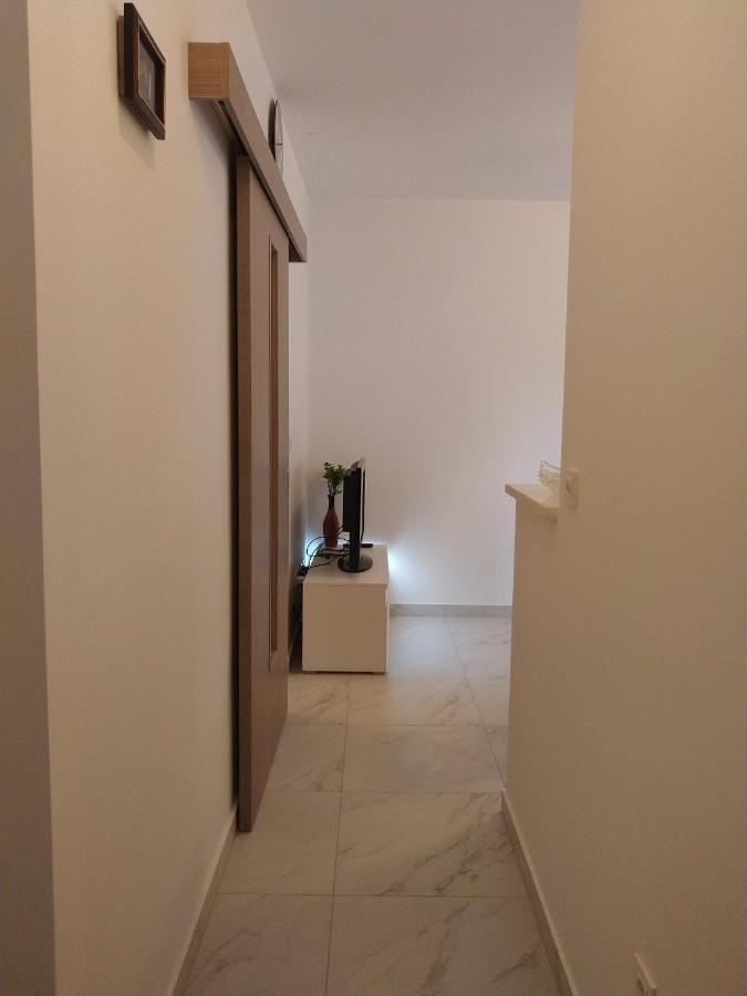 Deluxe Apartment Joia With Balcony On The Beach Bacvice, Free Parking, Old Town, Near Ferry Port Split Eksteriør bilde